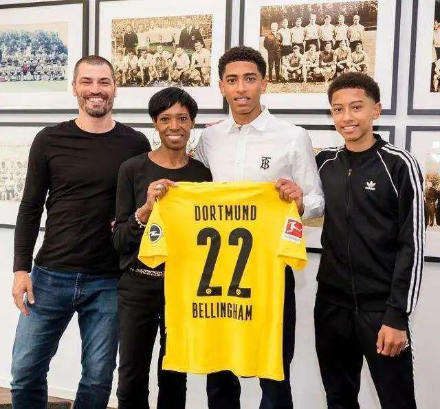 梅开二度 梅开二度